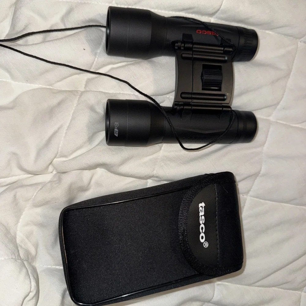 TASCO ES16X32 Essentials Binocular